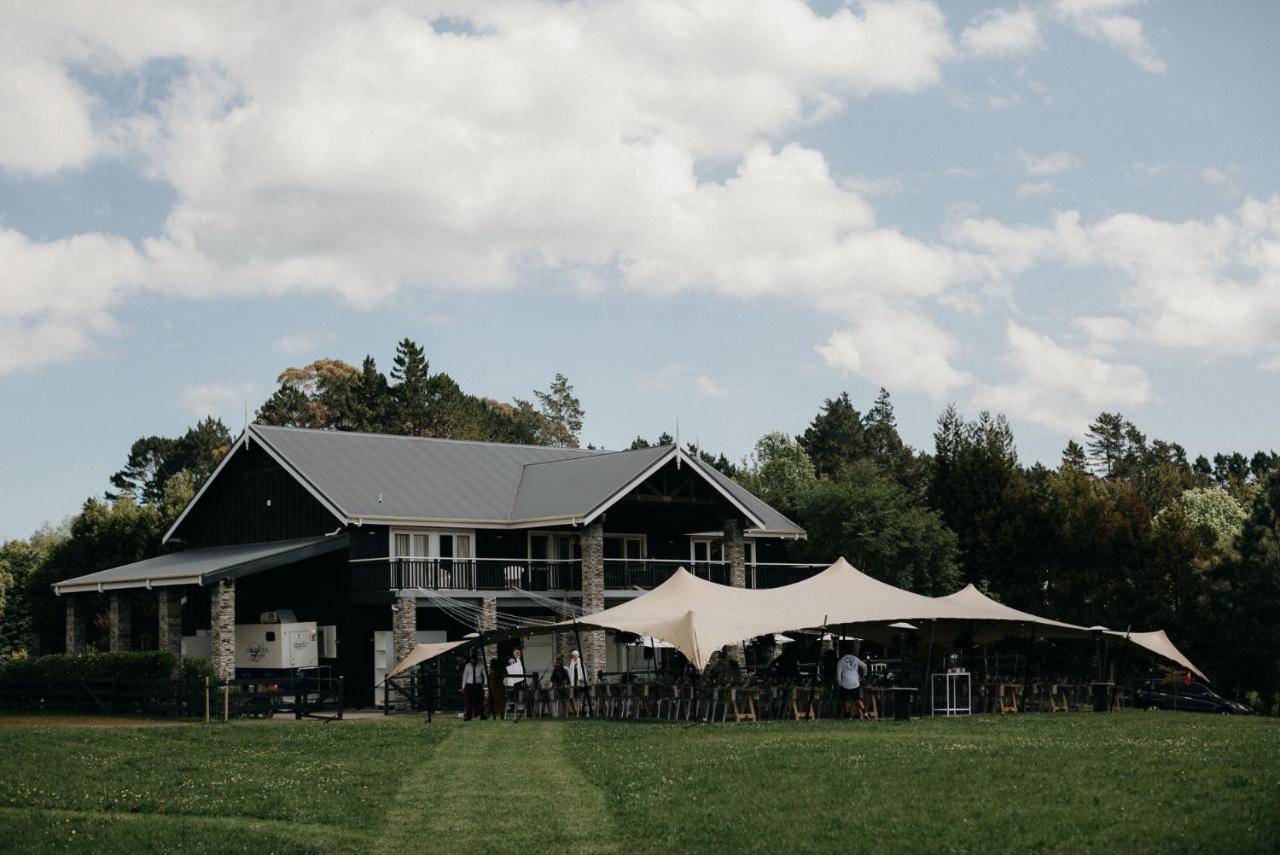 Hus - Boutique Venue & Accommodation Riverhead Exterior photo